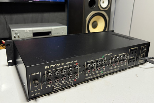 Pre Amplificador Cygnus Cp-1800x Black/conservação Raríssima (Usado)
