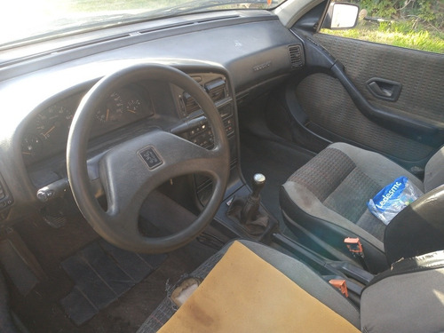 Imagen 4 de 4 de Peugeot 405 Diesel. Descuento Por Contado 15 %