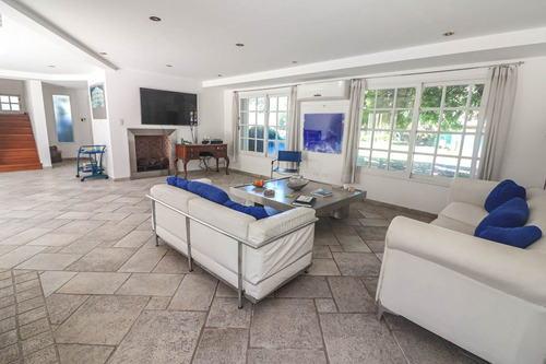 Venta Casa De 6 Ambientes - Country Club San Diego