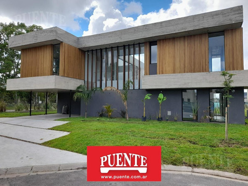 Imagen 1 de 17 de Casa - Barrio Santa Ines - Canning - Venta Con Renta Hasta 2023