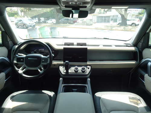 Defender P110 V6 3.0 4x4