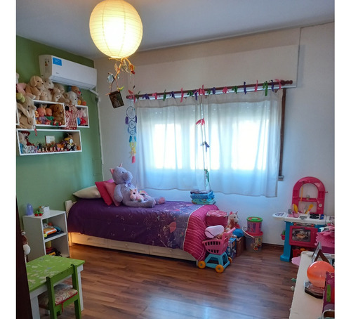 Casa 4 Ambientes, Con Jardín, Parrilla, Terraza Y Espacio De Usos Múltiples, En Villa Ballester.