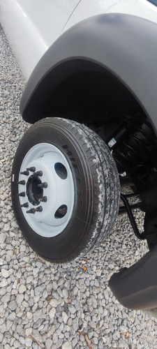 Ford F-550 6.8 Xl At