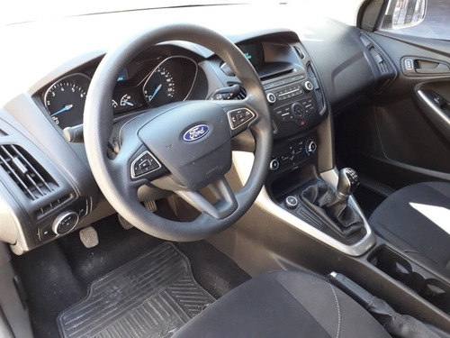 Imagen 7 de 12 de Ford Focus Iii 1.6 Sedan S 2016
