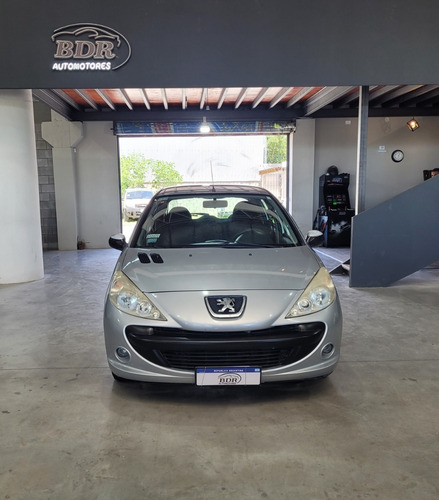 Imagen 2 de 17 de Impecable Peugeot 207 Compact Xs 1.9d Año 2009 Con 141.000km