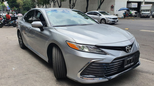 Toyota Camry 2.5 Xle Navegación At
