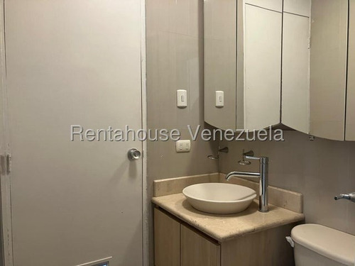 Apartamento En Venta San Roman 25-24920