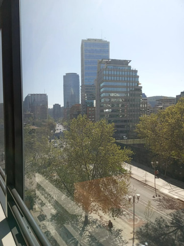 (ofi) Oficinas Habilitada Isidora Goyenechea, Metro El Golf