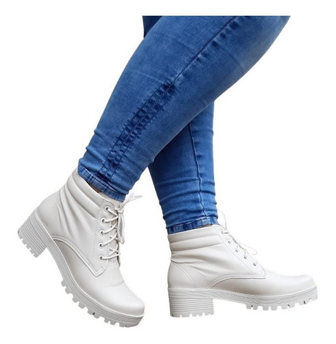 Imagem 1 de 8 de Bota Feminina Coturno Cano Curto Salto Alto Tratorada Marrom