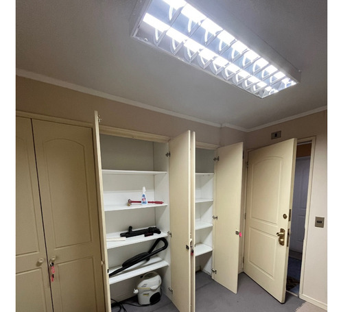 Impecable Oficina Hall,2 Privados,2baños,estac