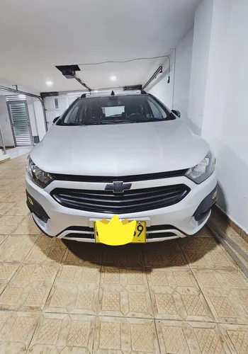 Carro Prácticamente Nuevo Con Todos Los Lujos