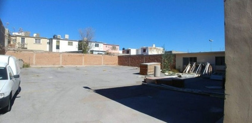 Edificio En Venta, Con Oficinas, Bodegas Y Estacionamiento Por La Tecnológico