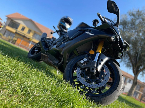 Imagen 9 de 13 de Yamaha R1