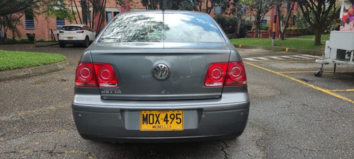 Volkswagen Jetta Trendline 2.0 At 2010