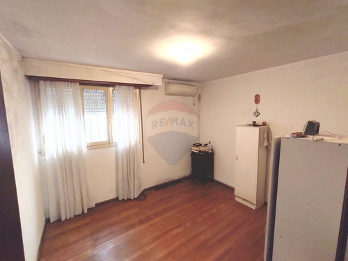 Imagen 9 de 14 de Casa En Venta 4d.- Coch. Y Patio. La Rioja 3100