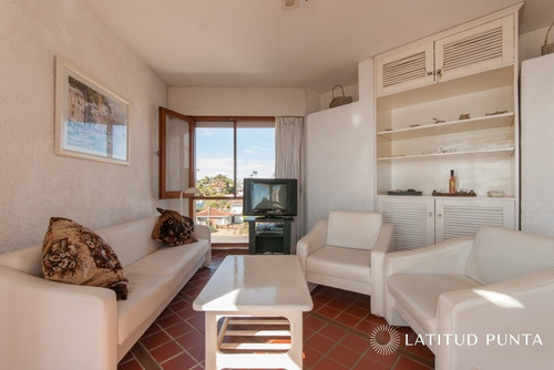 Apartamento Frente Al Mar- Ref: 324