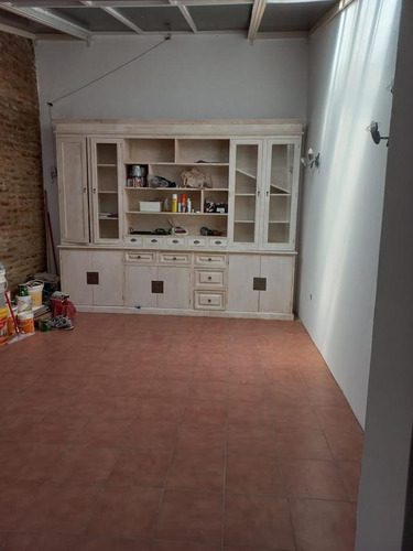 Imagen 14 de 25 de Ph 3 Ambientes Tipo Loft Apto Profesional, 2 Dormitorios, Toilette Y Baño, Pequeña Terraza Escalonada, Patio.