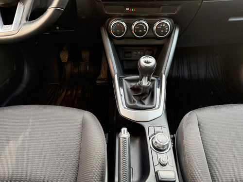 Mazda 2 Sport 1.5 Mt V