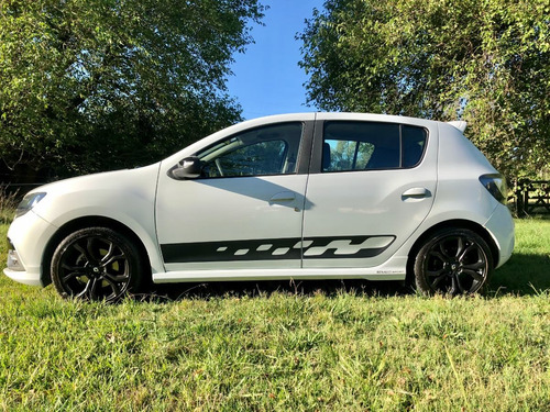Renault Sandero Rs 2.0 145 Cv