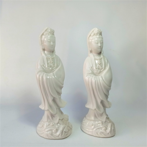Par De Figuras En Porcelana Blanc De China