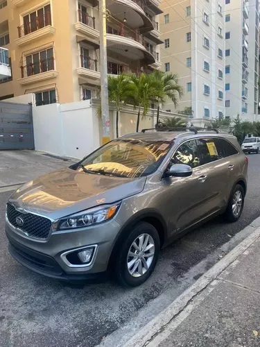 Kia Sorento 2017. 4x4. 3 Filas De Asientos. Importada!!