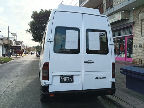 Mercedes-Benz Sprinter Minibus