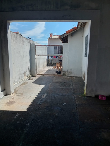 Vende-se Imóvel Completo Com 2 Casas Em Botucatu-sp - Ótima Localização!