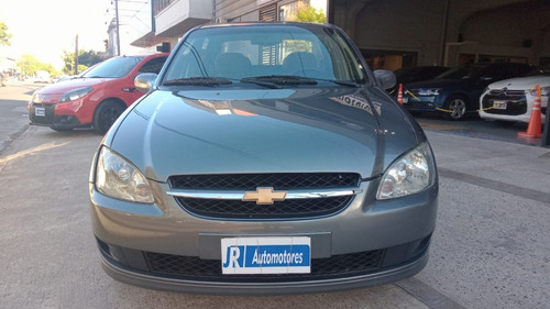 Chevrolet Classic Lt 4 Puertas 1.4