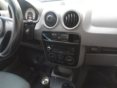 Imagen 12 de 15 de Volkswagen Gol 2013 1.4 Power 83cv 3 P