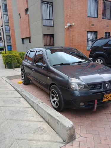 Renault Clio II 1.6 F.Ii Dynamique