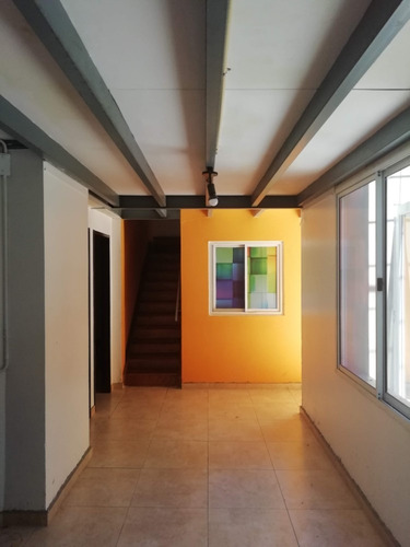 Imagen 3 de 14 de Venta Casa Amplios Ambientes Para Fin Comercial