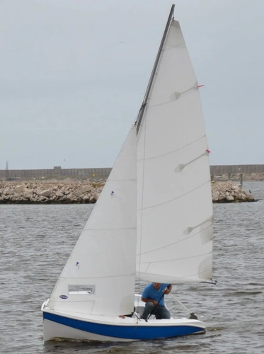 Velero Pampero Zonda