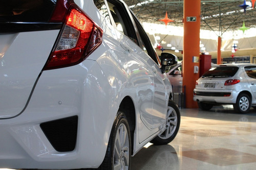 Imagem 14 de 15 de Honda Fit 1.5 Lx 16v 2015