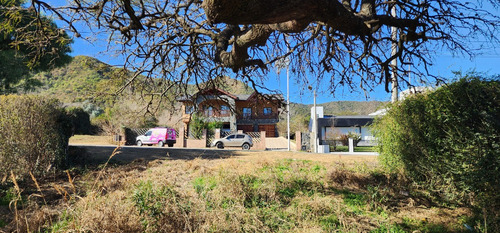 Hermoso Lote Con Excelente Ubicación En Santa Rosa De Calamuchita