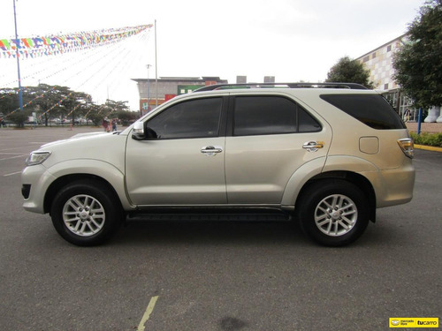 Toyota Fortuner 3.0 At Diesel 4x4