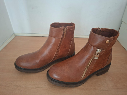 Botas Lady Stork Talle 37 (Usado)