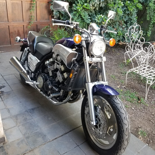  Yamaha Vmax  