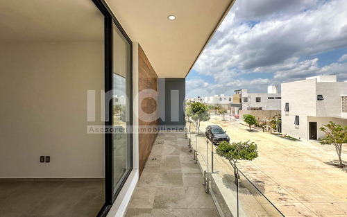 Casa Nueva En Renta En Mérida En Privada Zentura, Cholul