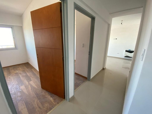Imagen 10 de 15 de 3 Ambientes Estrenar Cochera Venta Villa Urquiza Mendoza 450