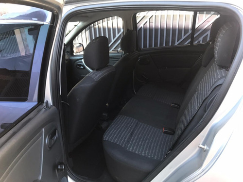 Renault Sandero 2013 1.0 16v Authentique Hi-flex 5p