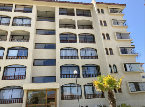 Departamento En Venta De 4 Dorm. En La Serena