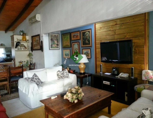 Venta De Casa En Chihuahua, 4 Dormitorios, 3 Baños Lindo Lugar, 3 Cuadras Del Mar- Ref: 43804