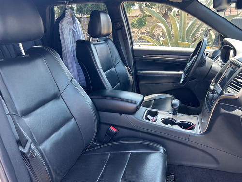 Jeep Grand Cherokee 3.6 Limited Lujo V6 4x2 At