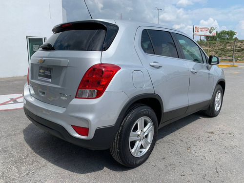 Imagen 5 de 13 de Chevrolet Trax 2018 1.8 Lt At
