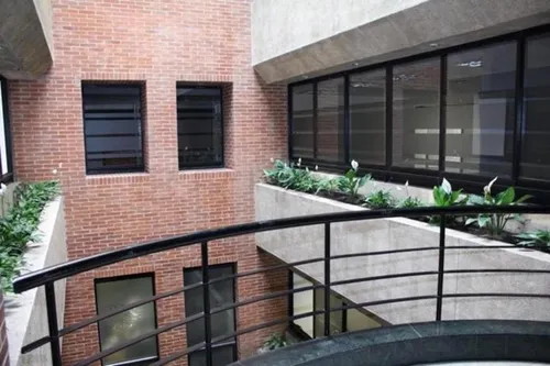 Oficina En Arriendo/venta En Chiconavarra. Cod V6317