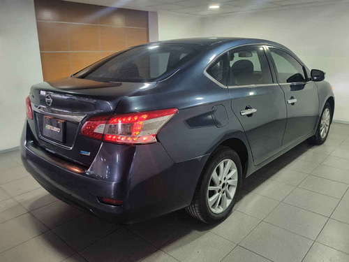 Imagen 4 de 11 de Nissan Sentra 2015 4p Sense L4/1.8 Aut