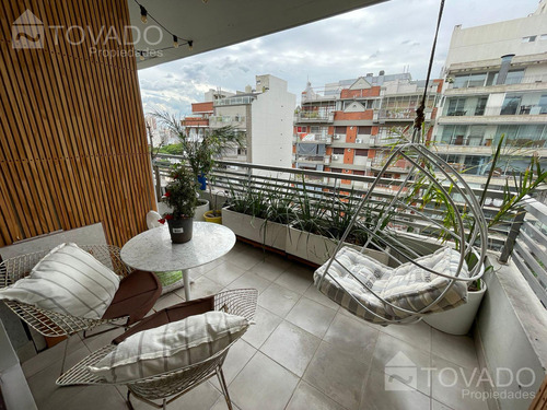 Hermoso 3 Ambientes Con Amplio Balcon Y Cochera En Caballito!