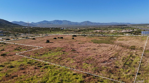 Vendo Terreno Ideal Servicentro O Inversión (64641)