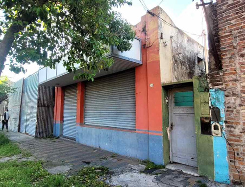 Local Con Vivienda En Venta En Lanus Oeste
