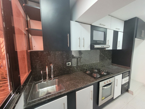 Imagen 13 de 14 de Moderno Apartamento En Centro De Maracay, Av, Bermudez 04243368365